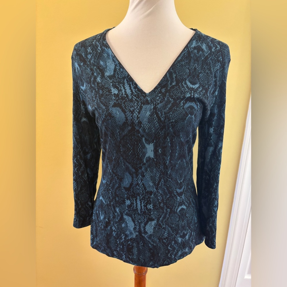 INC International Concepts Blue Fitted V-Neck Blouse
